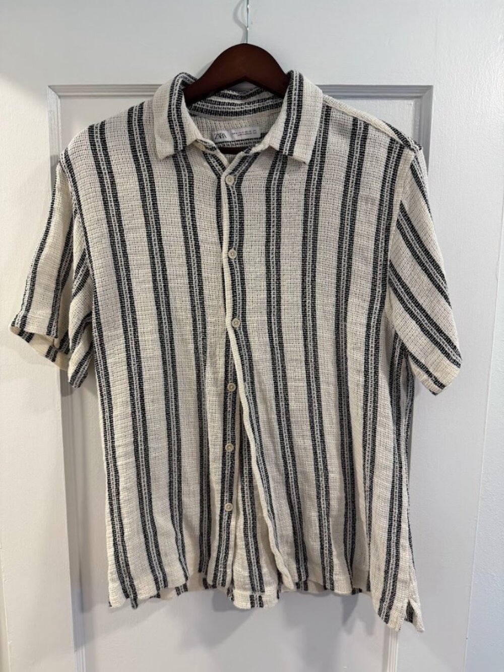 ZARA Men's Textured Striped Short Sleeve Button Down Shirt Cream Black Size M
